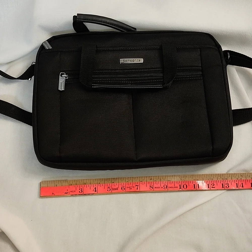 Samsonite nwot padded